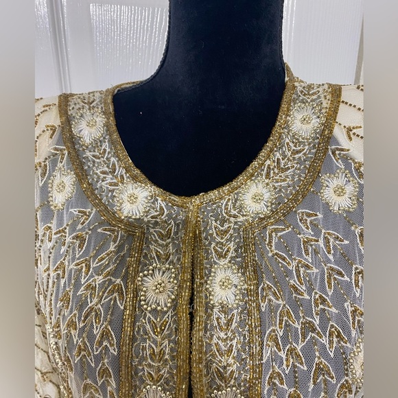 NWT Landmark Gold and Cream Embroidered Women's Jacket size 1XL - Picture 3 of 4